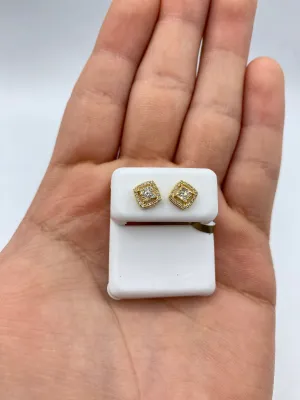 10k Crown Rounded Square Earring