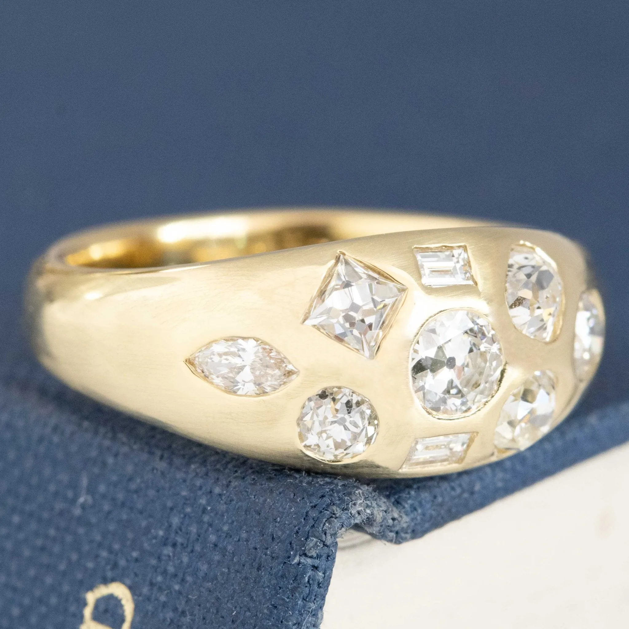 1.12ctw Mixed Cut Diamond Bombe Ring