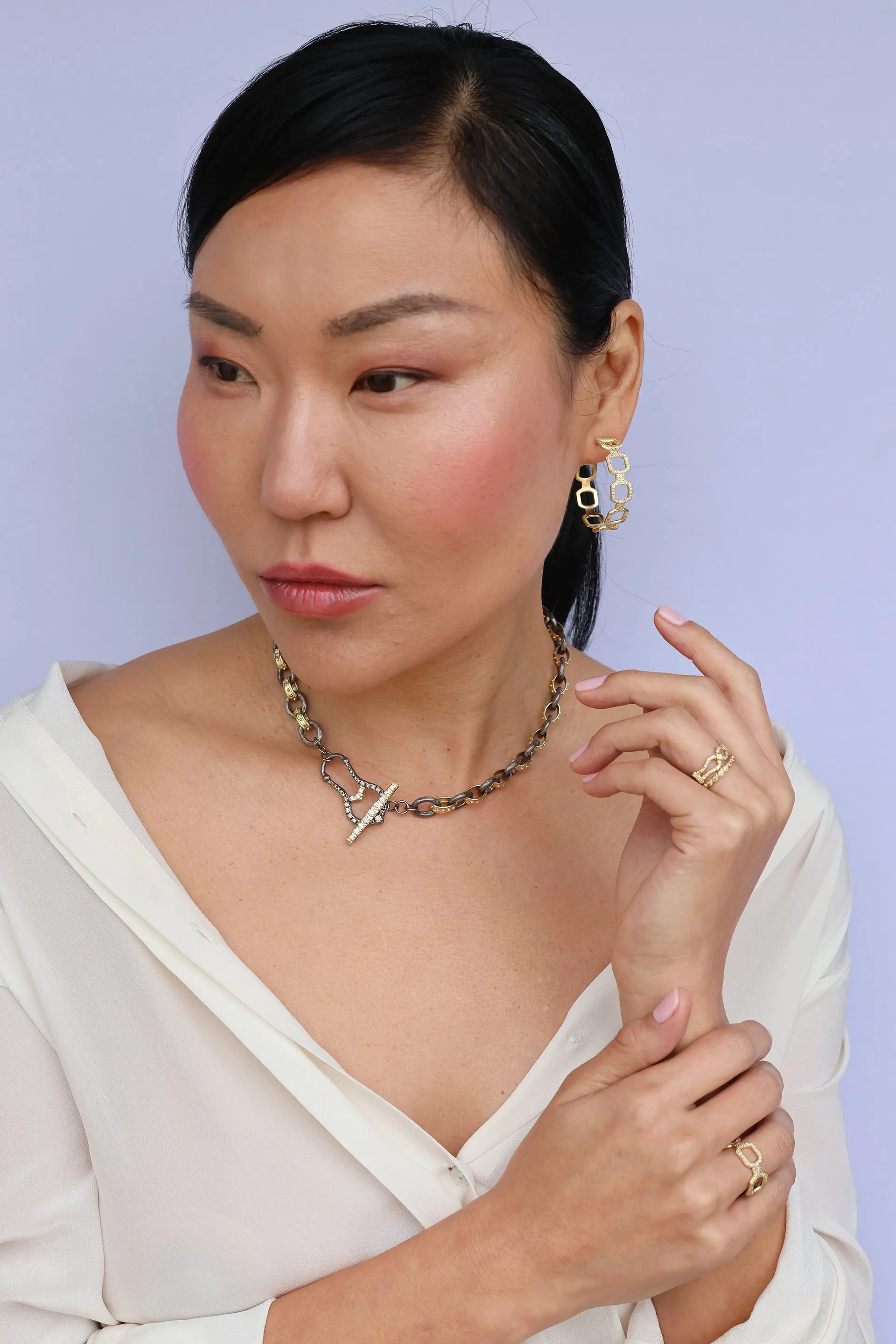 18" TEXTURED WITH HORSESHOE CHAIN LINK NECKLACE