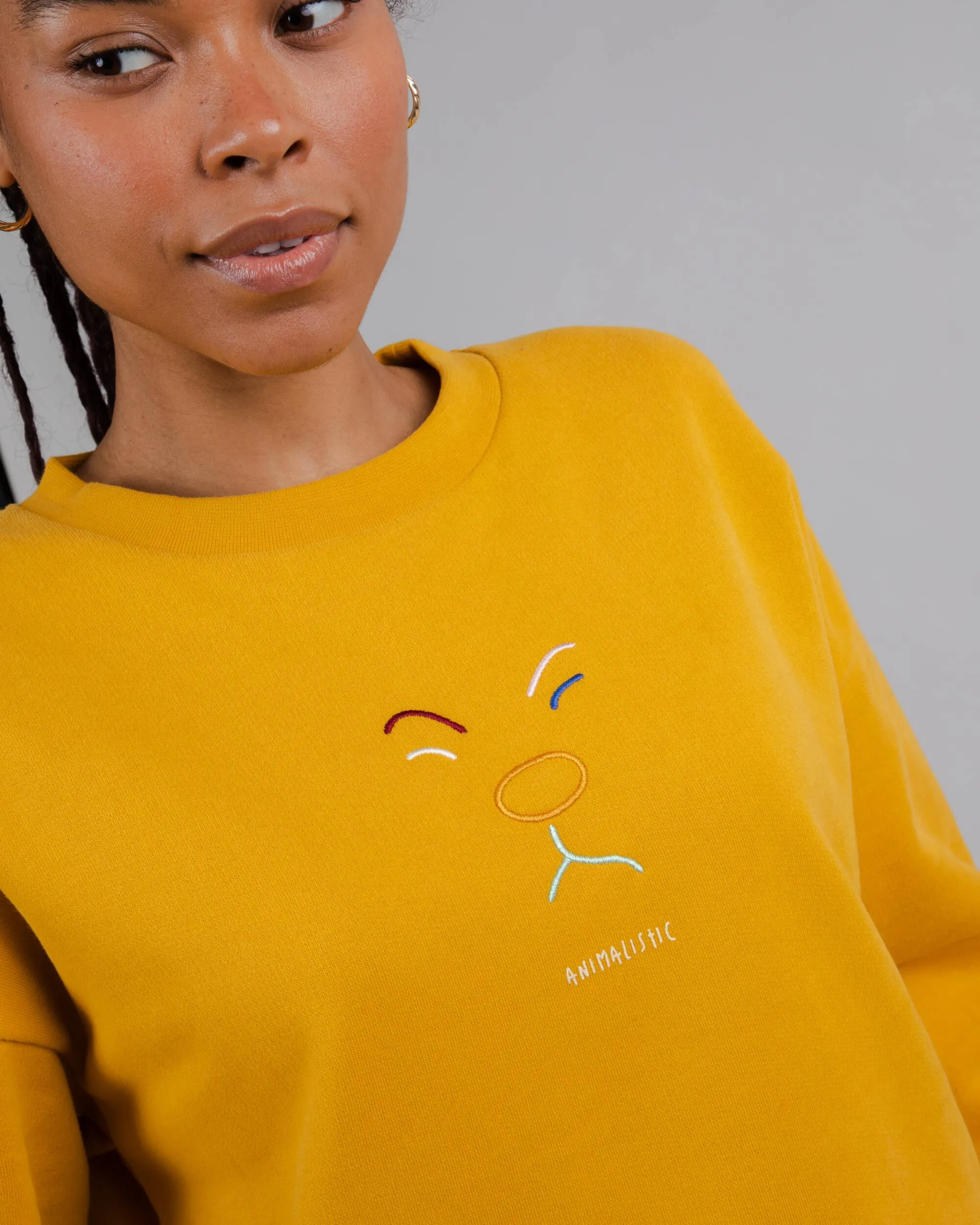 Animalistic Rounded Sweatshirt Gold
