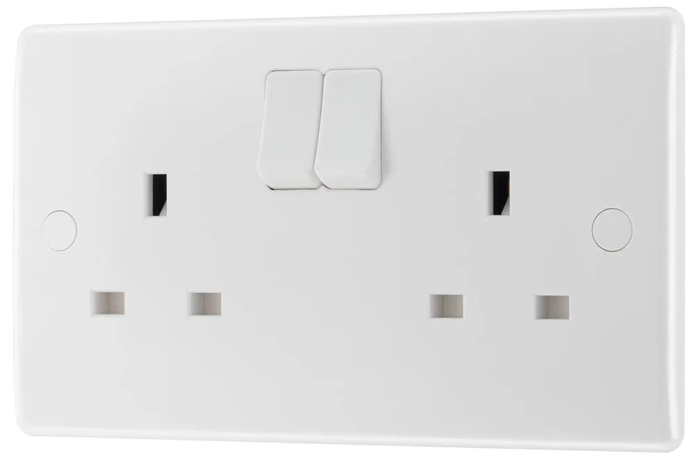 BG 822DP White Round Edge 13A DP Double Socket