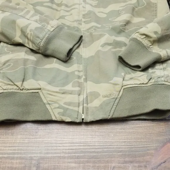 Billabong Camo Quilted Jacket Small