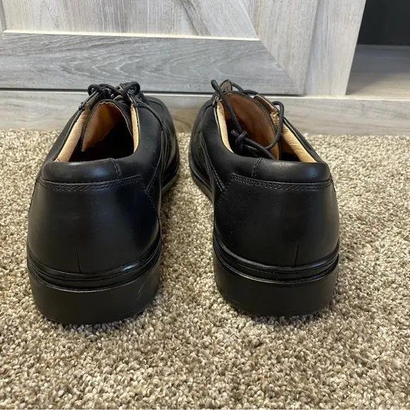 Bostonian Men's Ipswich Apron Oxford  BLACK 10.5