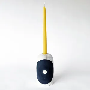 Candle Taper: Black Hole