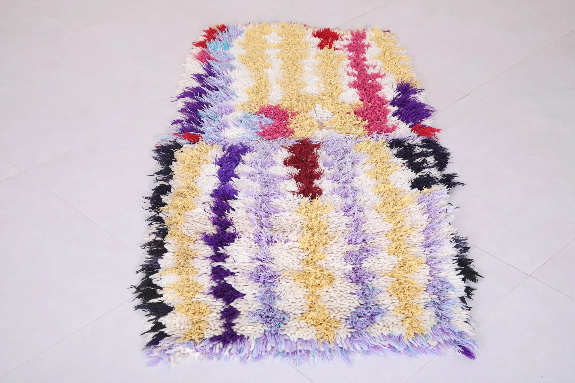Colorful shaggy Moroccan rug 2.3 X 4.9 Feet