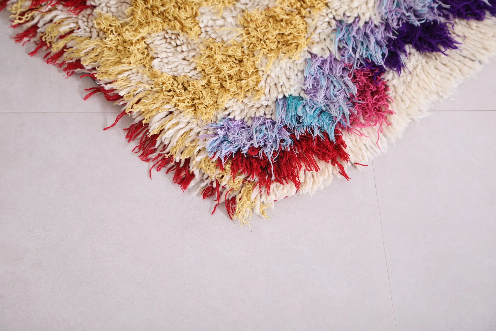 Colorful shaggy Moroccan rug 2.3 X 4.9 Feet