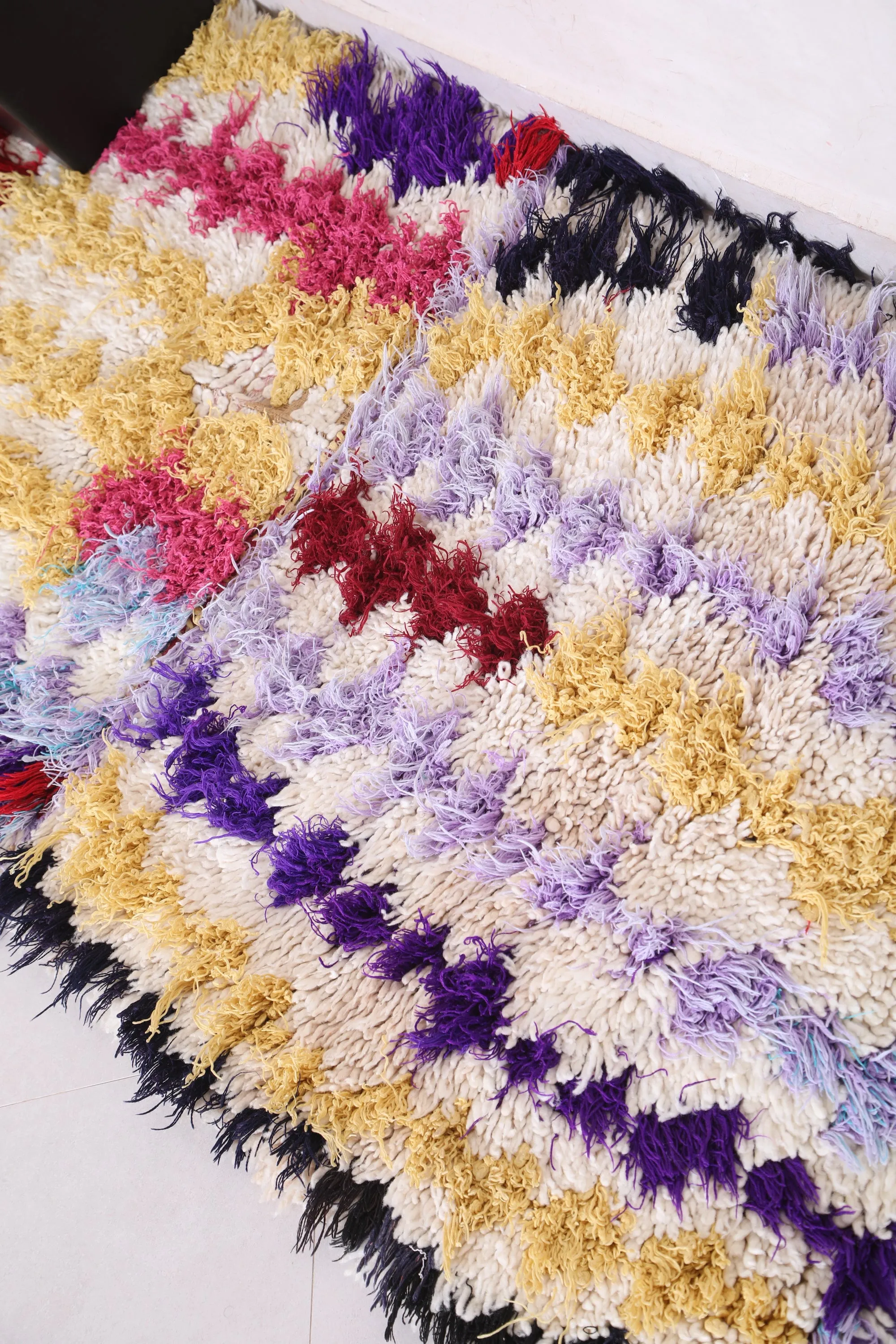 Colorful shaggy Moroccan rug 2.3 X 4.9 Feet
