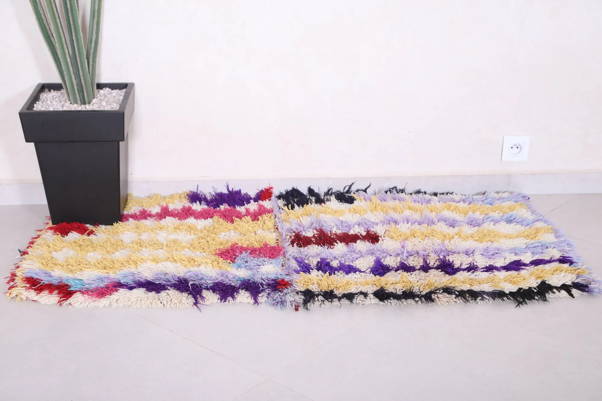 Colorful shaggy Moroccan rug 2.3 X 4.9 Feet