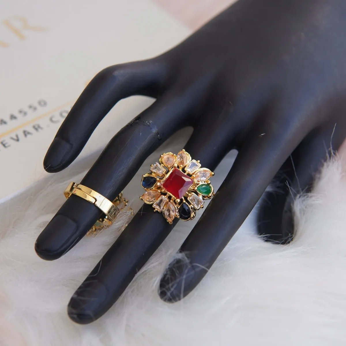 Colorful Zircones Finger Ring