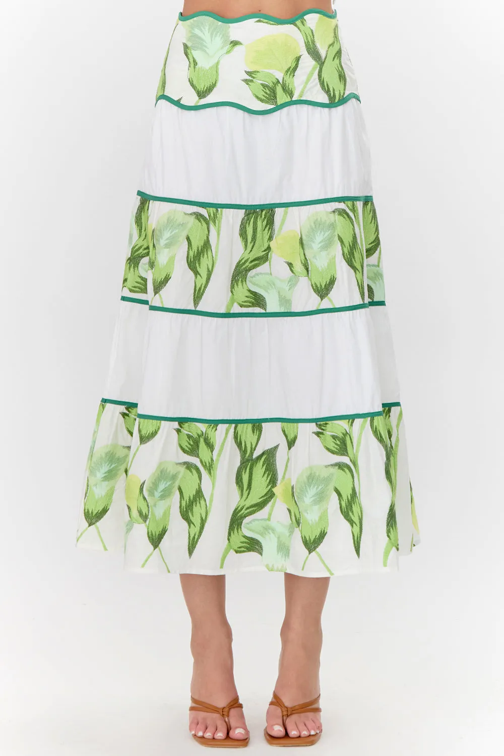 Daphne Embroidered Scalloped Trim Set