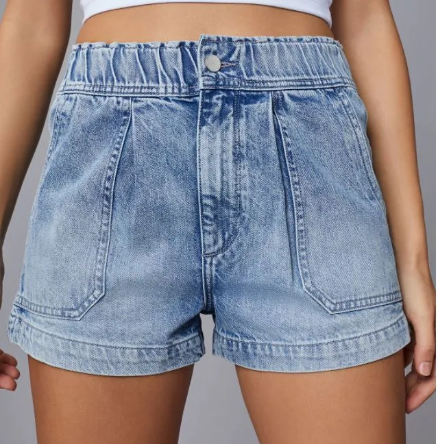 DL 1961 Laura Short