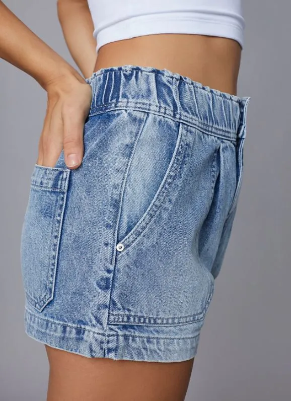 DL 1961 Laura Short