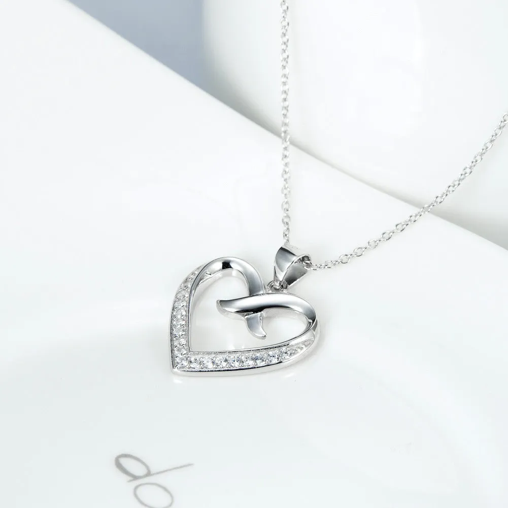 Enchant Heart with a Tender Kiss Pendant Necklace
