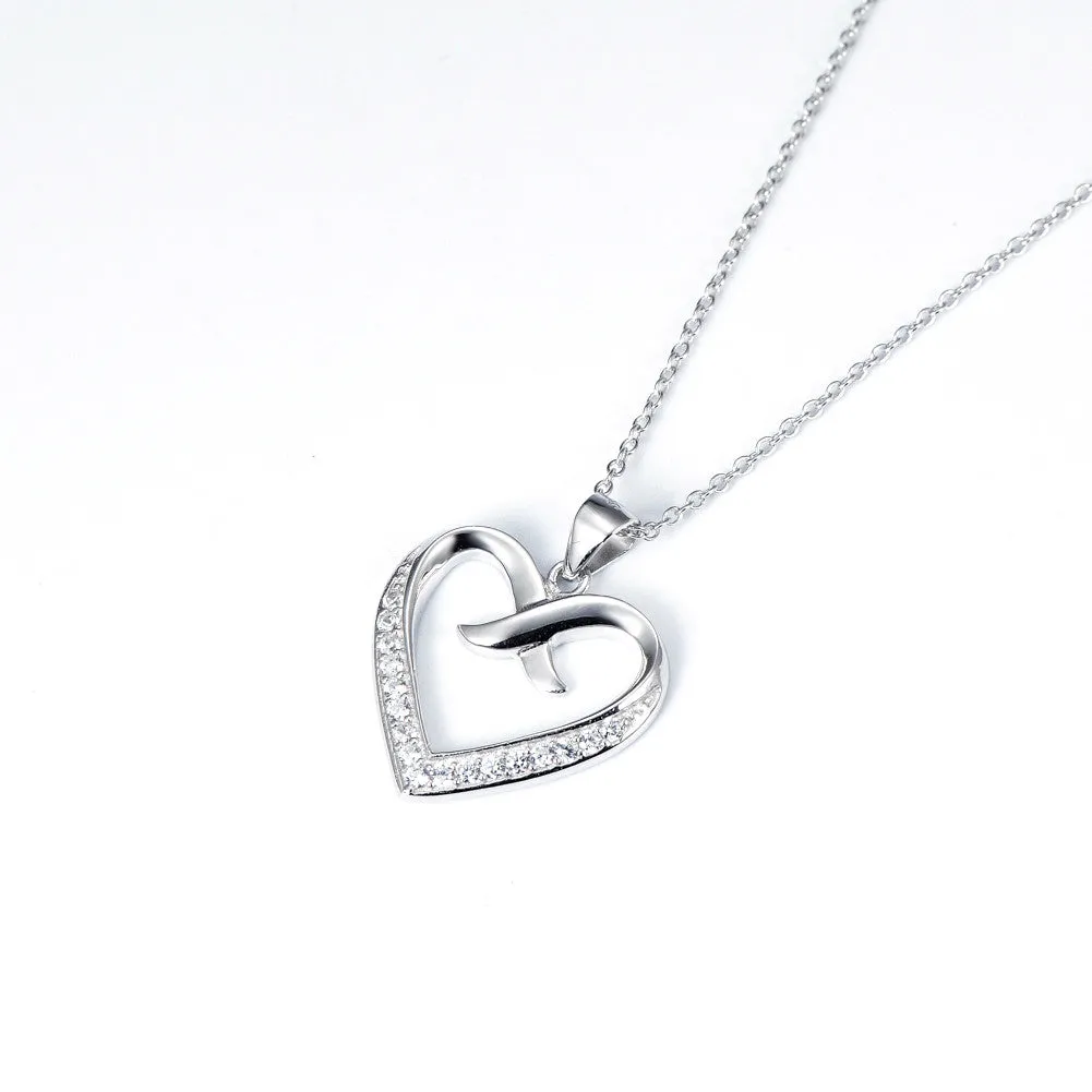 Enchant Heart with a Tender Kiss Pendant Necklace