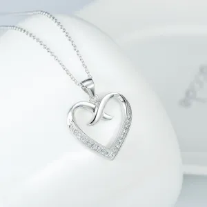 Enchant Heart with a Tender Kiss Pendant Necklace