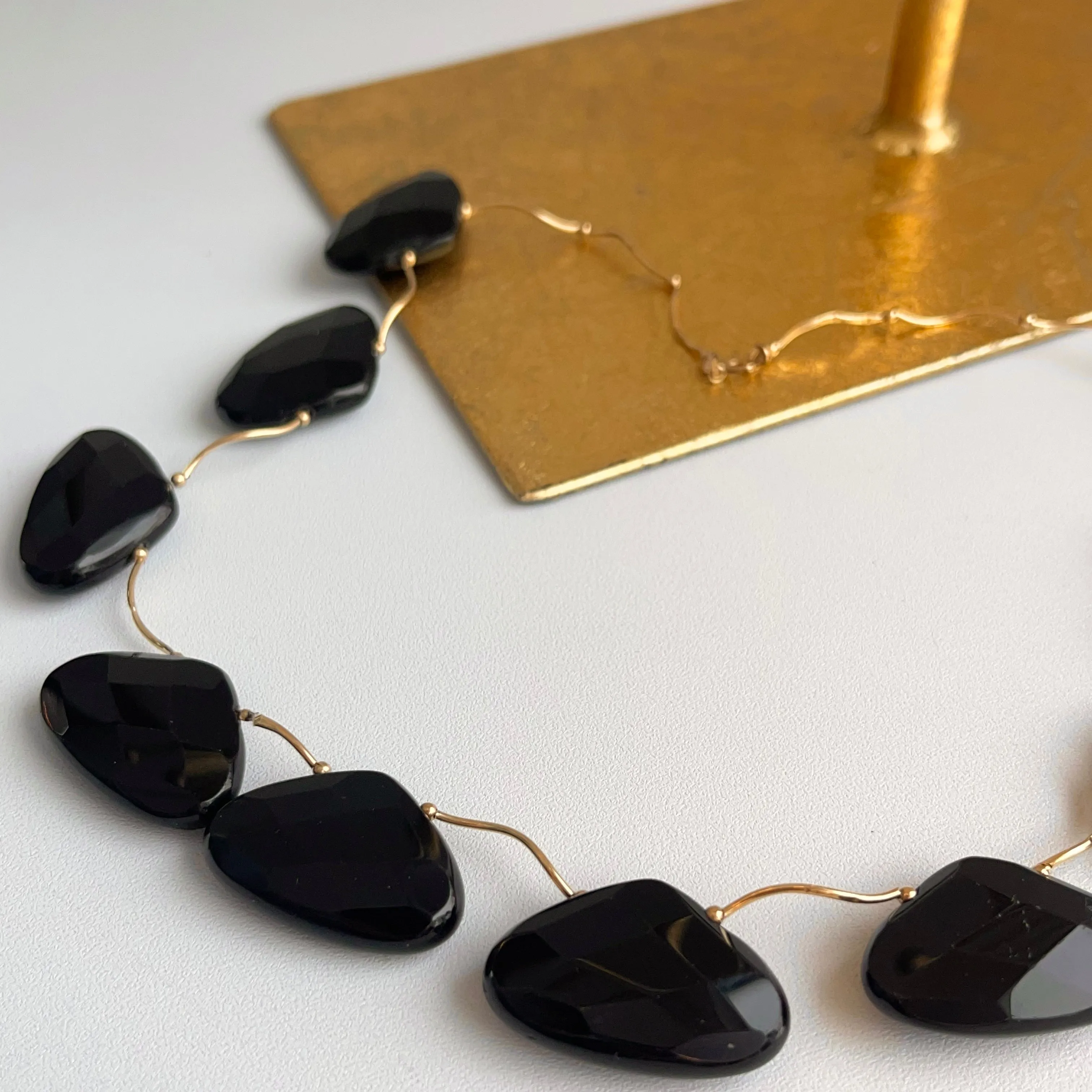 Estate 14KT Yellow Gold Segmented Triangle Black Onyx Necklace