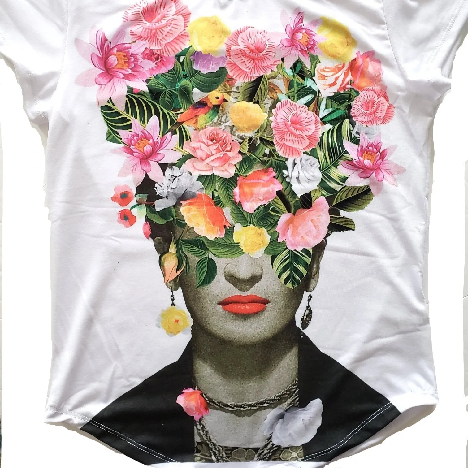 Frida Kahlo With Flowers Women's Graphic Tee T-Shirt