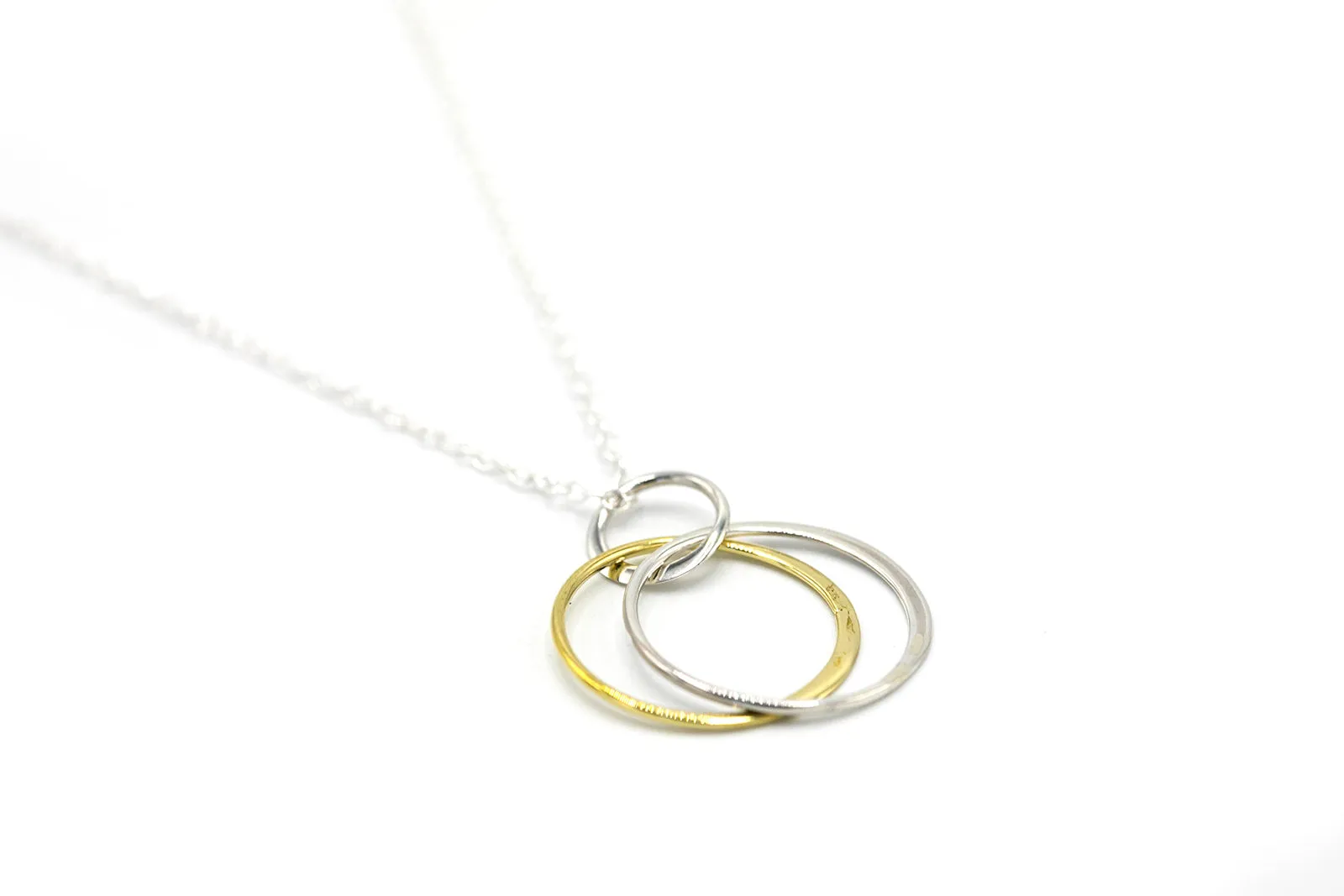 Interlocking Mixed Metal Circle Necklace