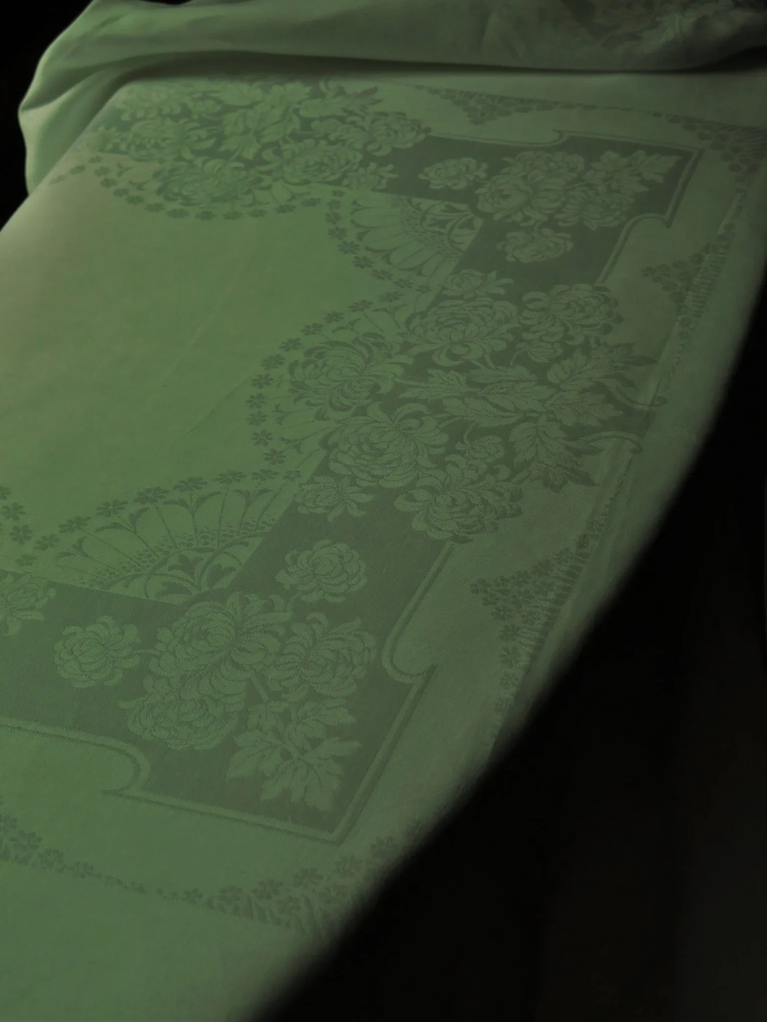 Irish Double Damask with a touch of Clarice Cliff