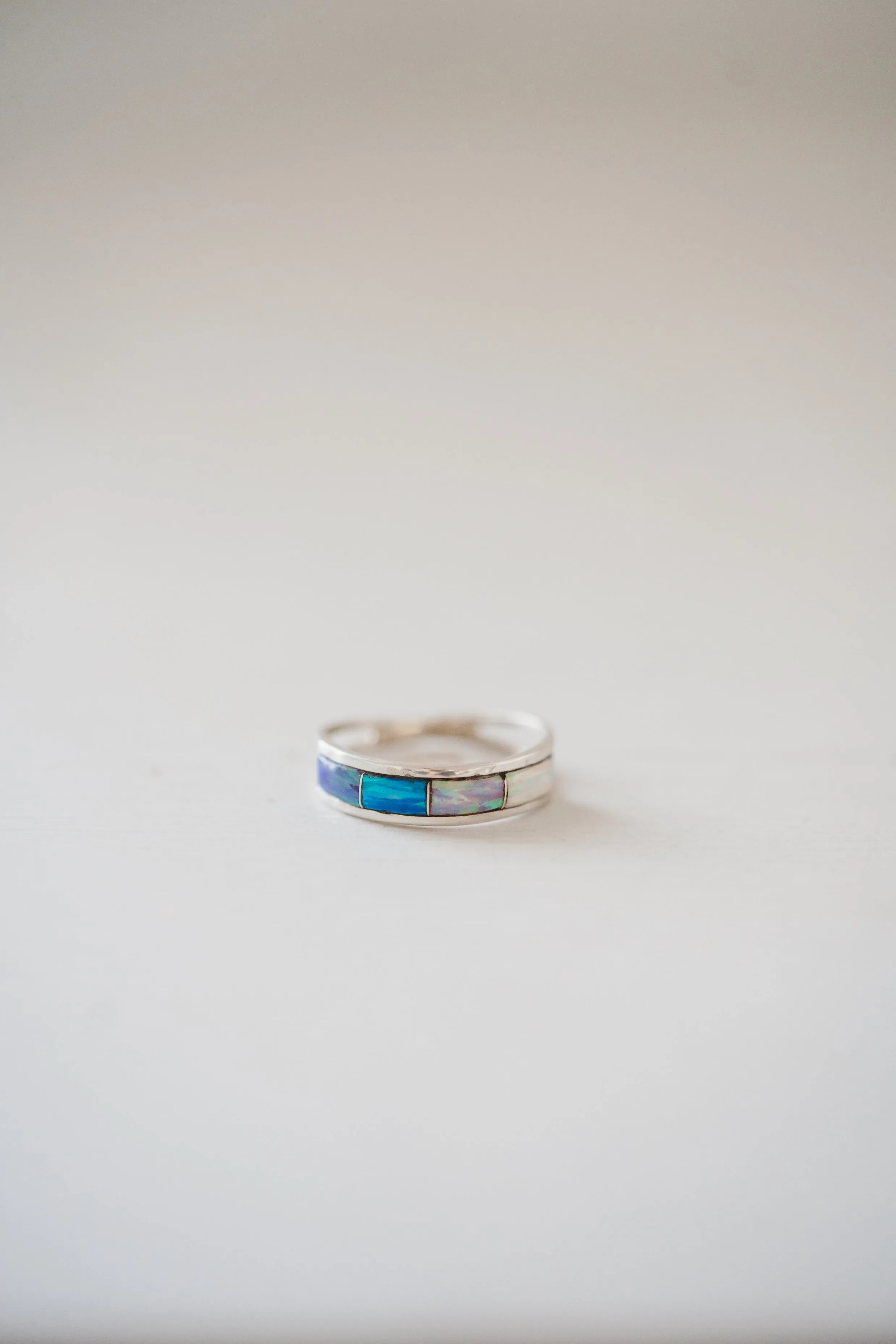 Jonas Ring | Colorful Opal