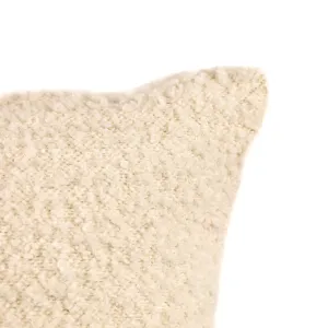 Kandi Pillow