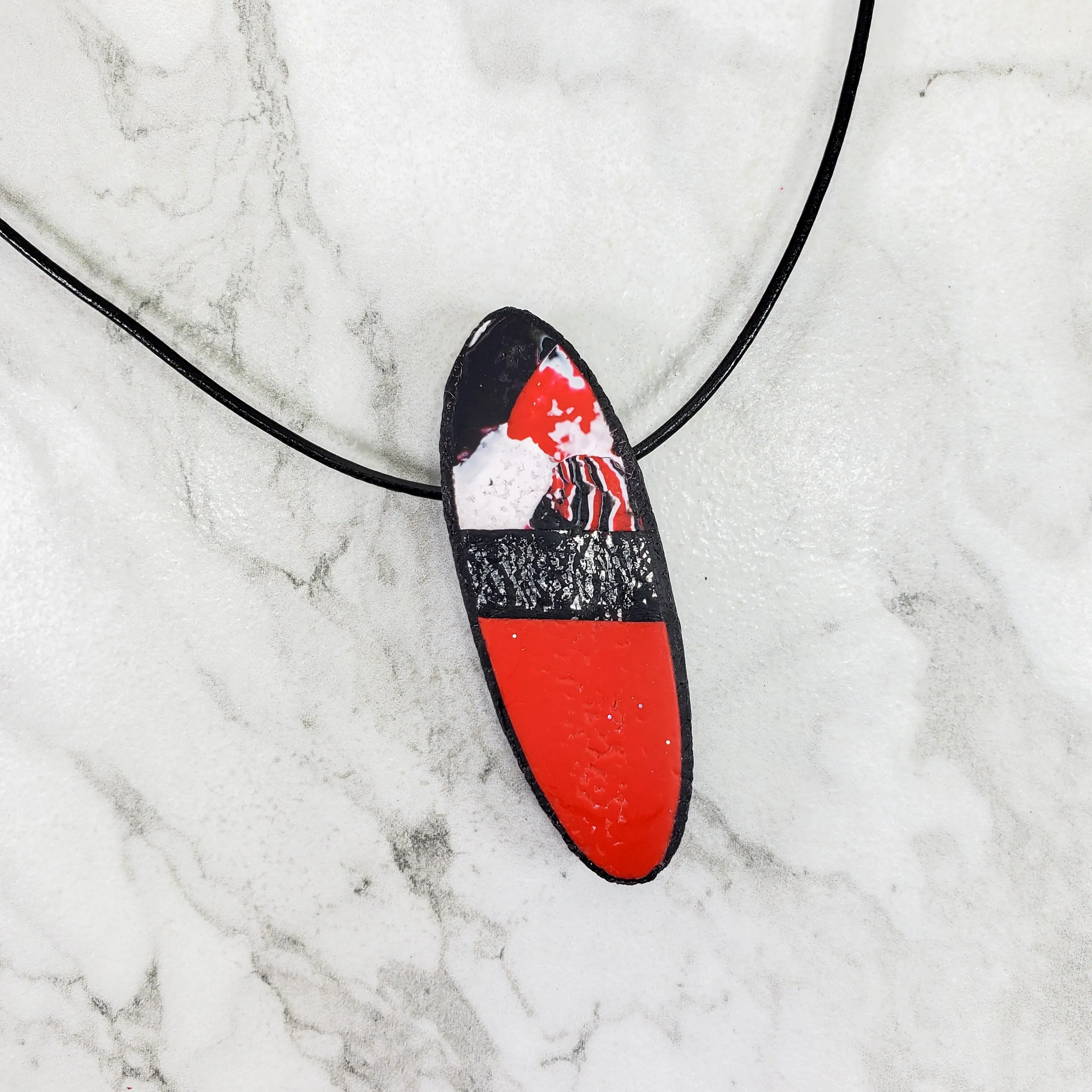 Long Oval Pendant - Scarlett