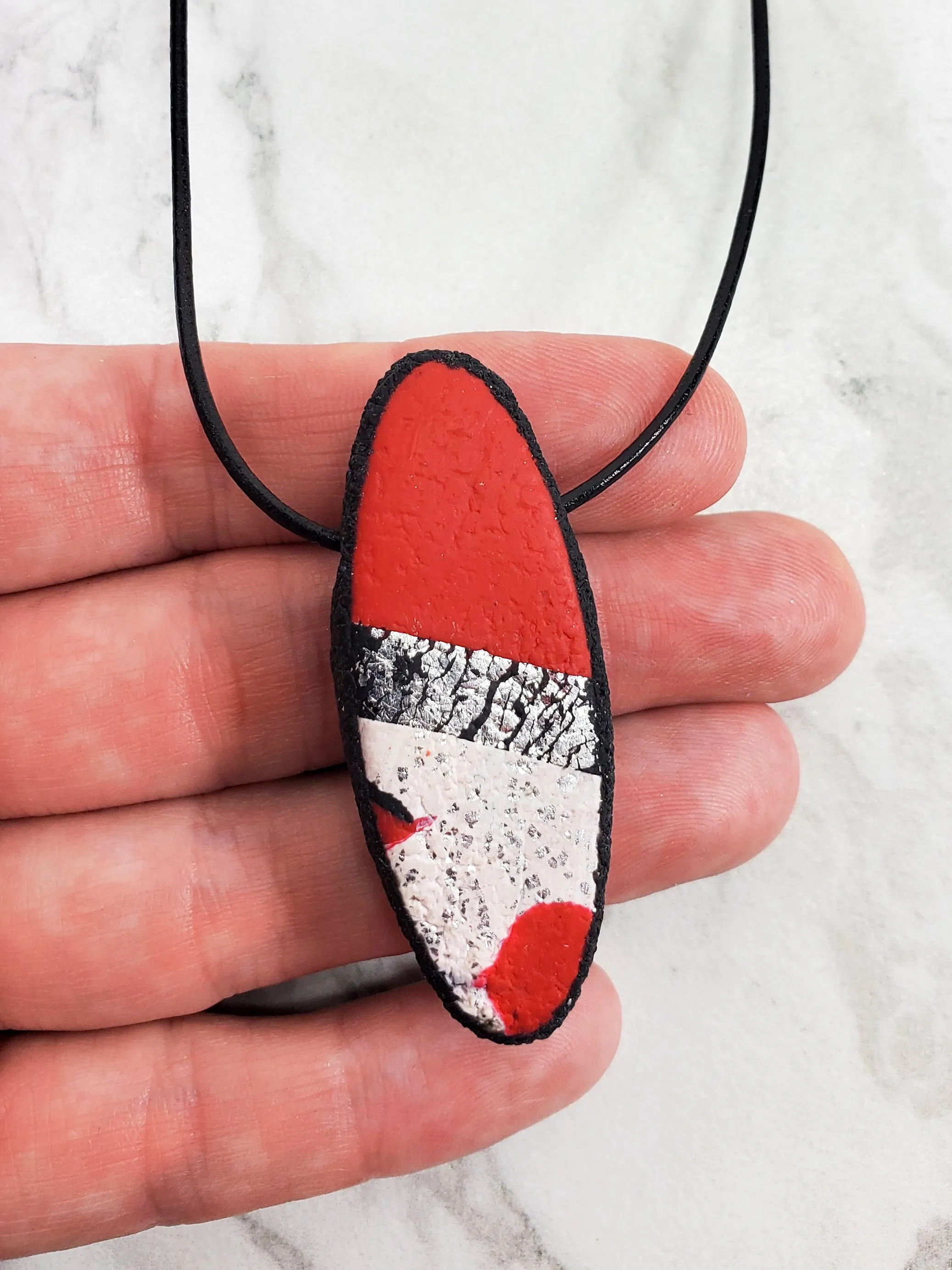 Long Oval Pendant - Scarlett