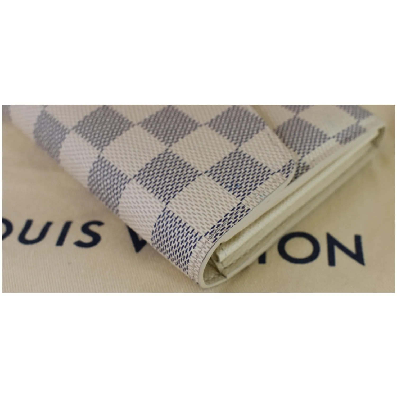 LOUIS VUITTON Damier Azur Sarah Wallet White