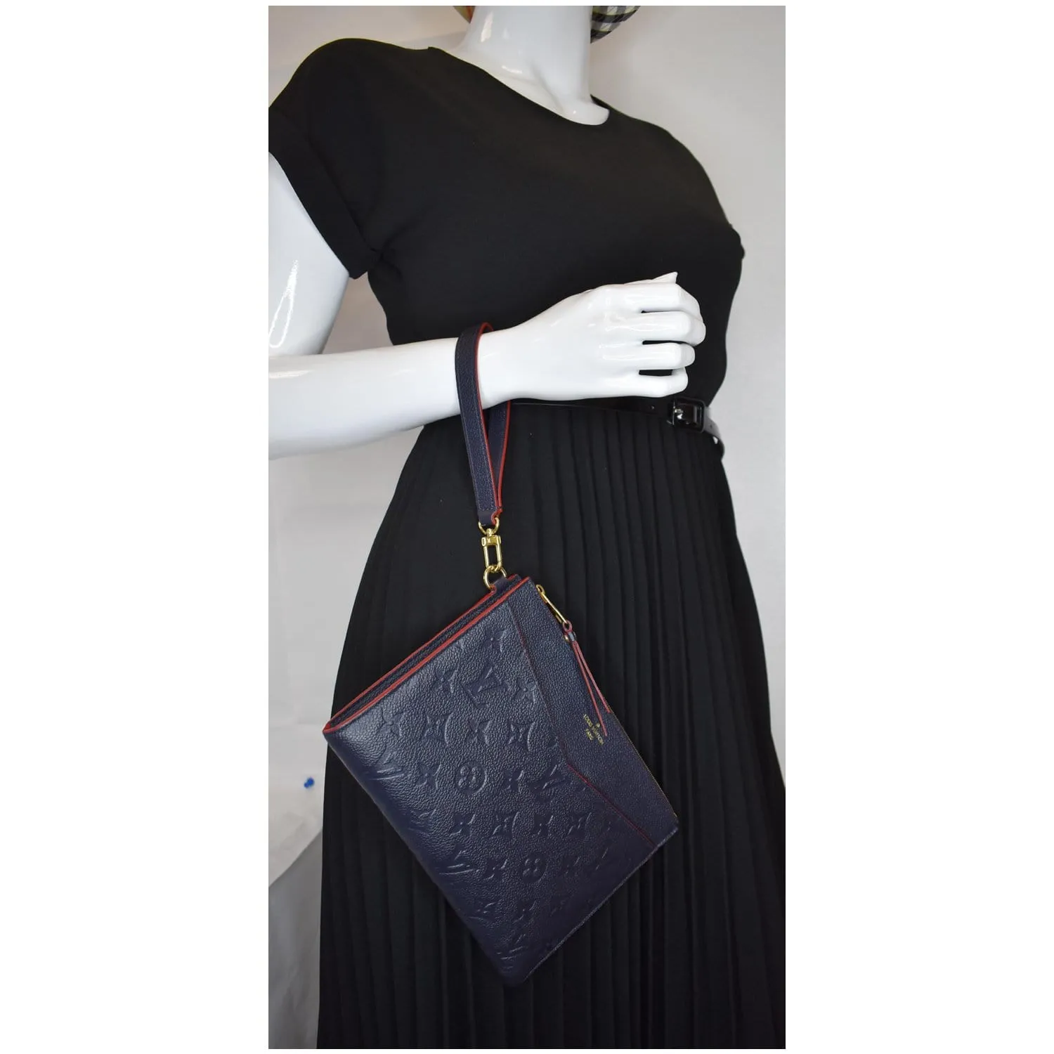 LOUIS VUITTON Melanie MM Monogram Empreinte Clutch Bag Black