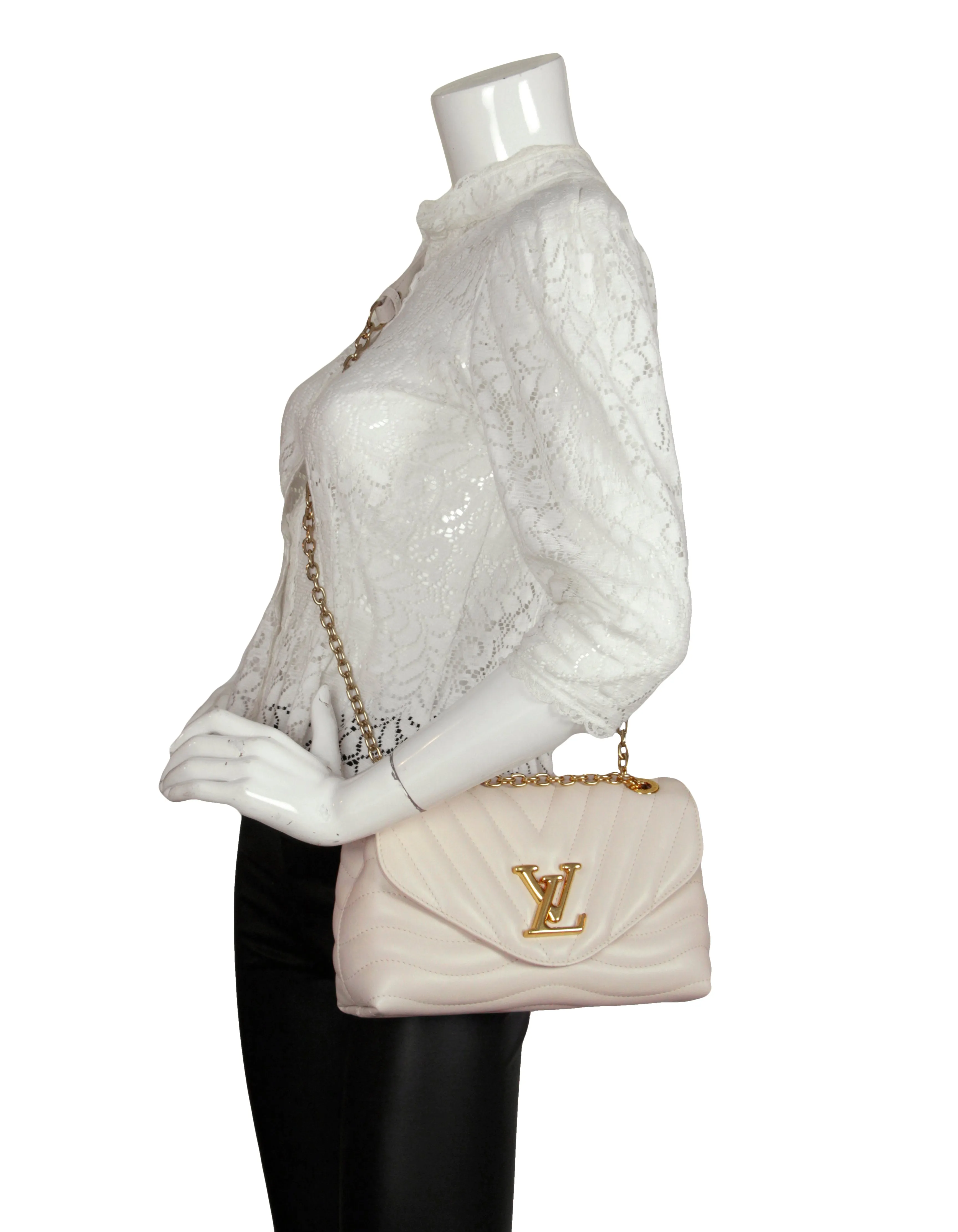 Louis Vuitton NEW Ivory Leather LV New Wave Chain Bag