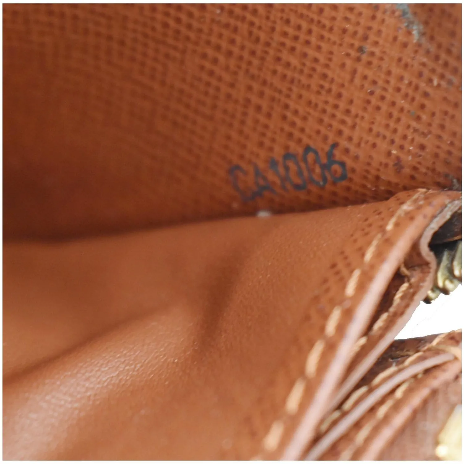LOUIS VUITTON Zippy Organizer Monogram Canvas Wallet Brown