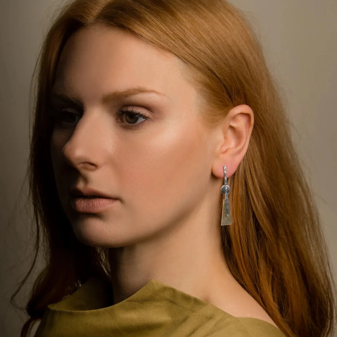 MOONTOWER TWO-TONE EARRING