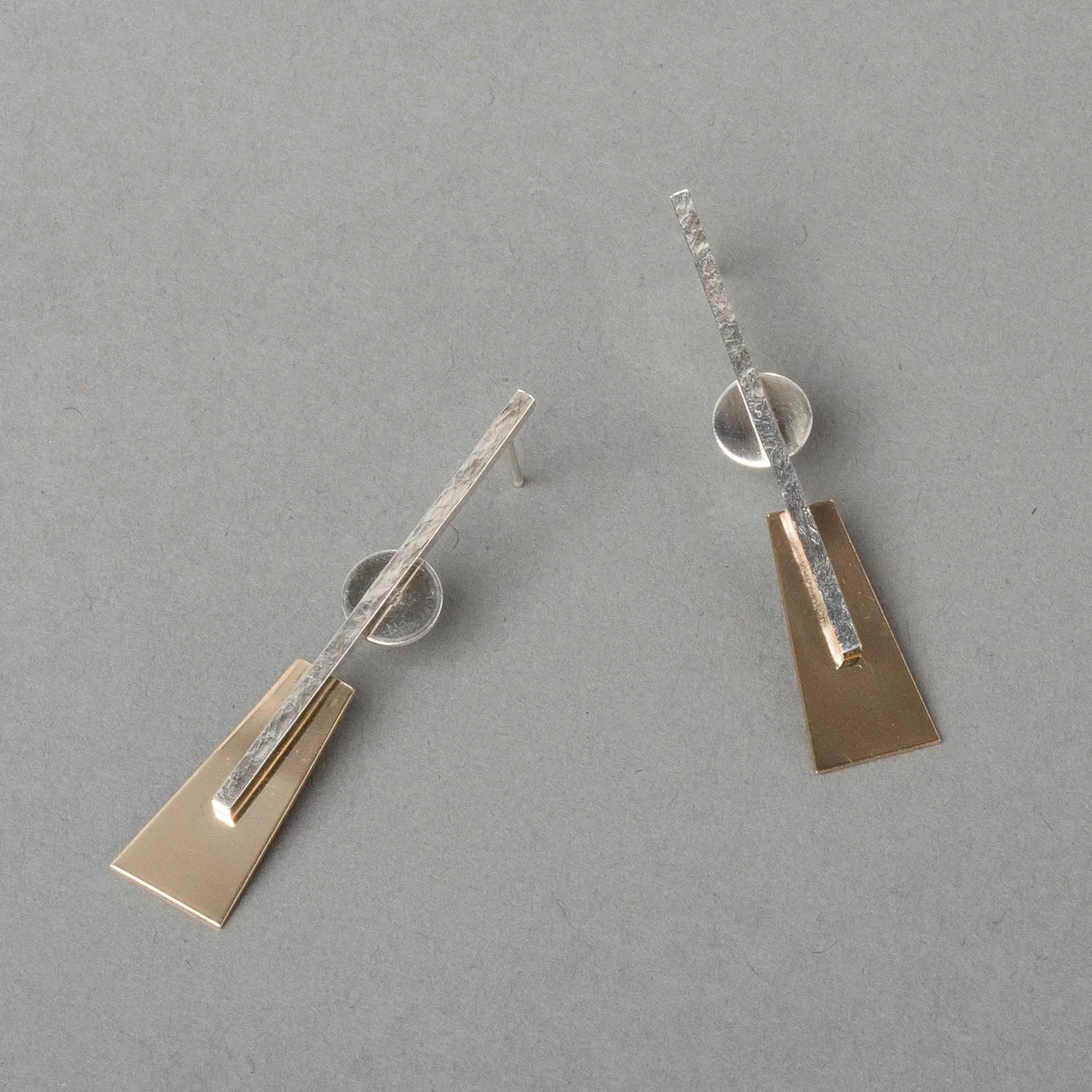 MOONTOWER TWO-TONE EARRING