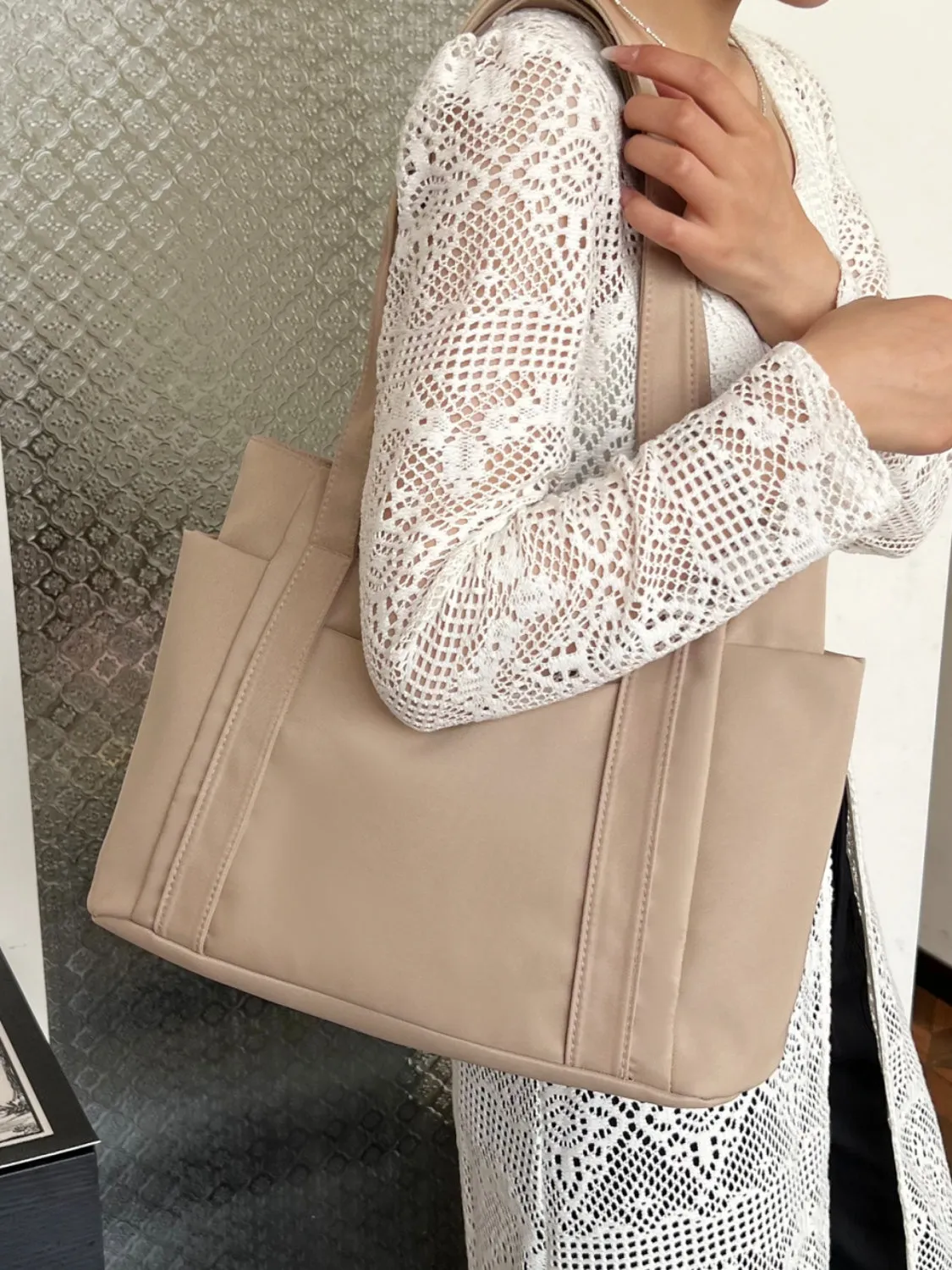 Nylon Oxford Large Tote Bag with Zipper for Women