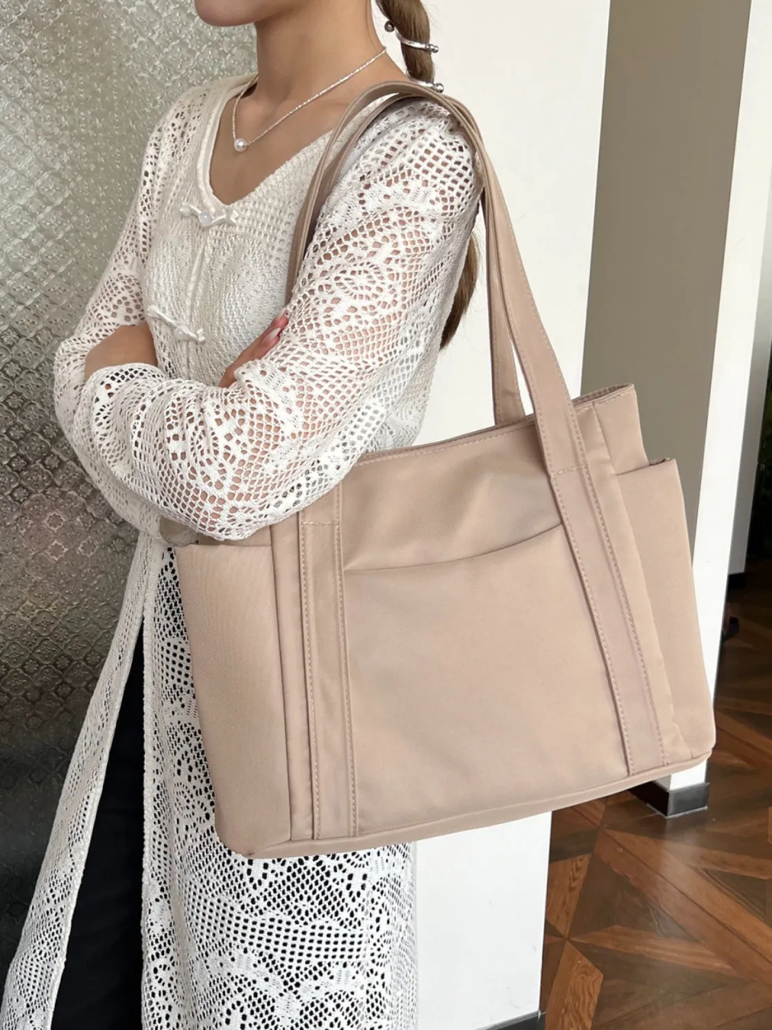 Nylon Oxford Large Tote Bag with Zipper for Women