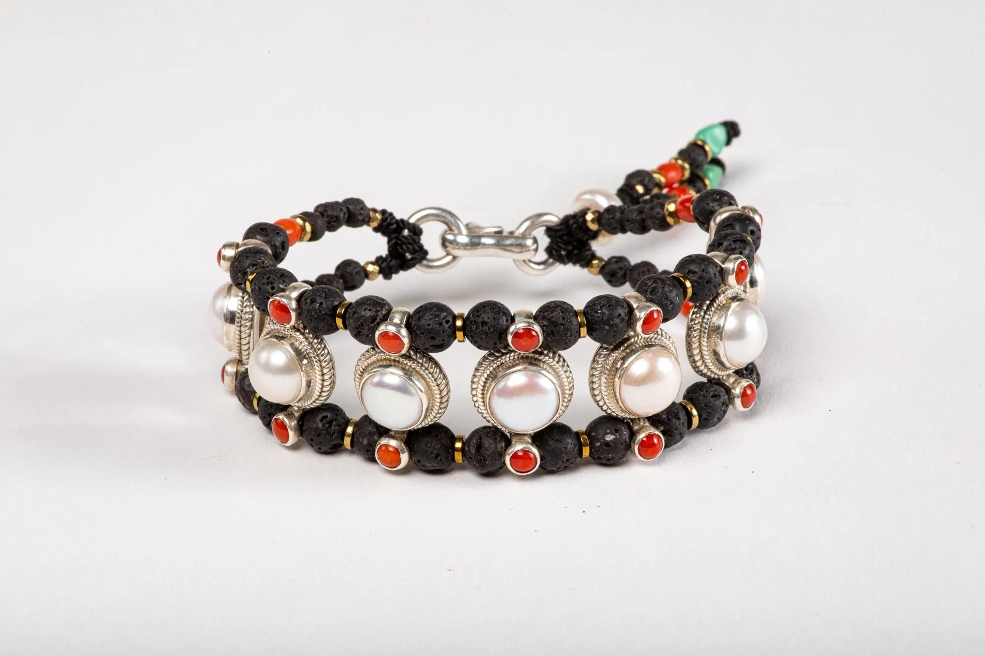 Pearl Setting Bracelet  with Lava