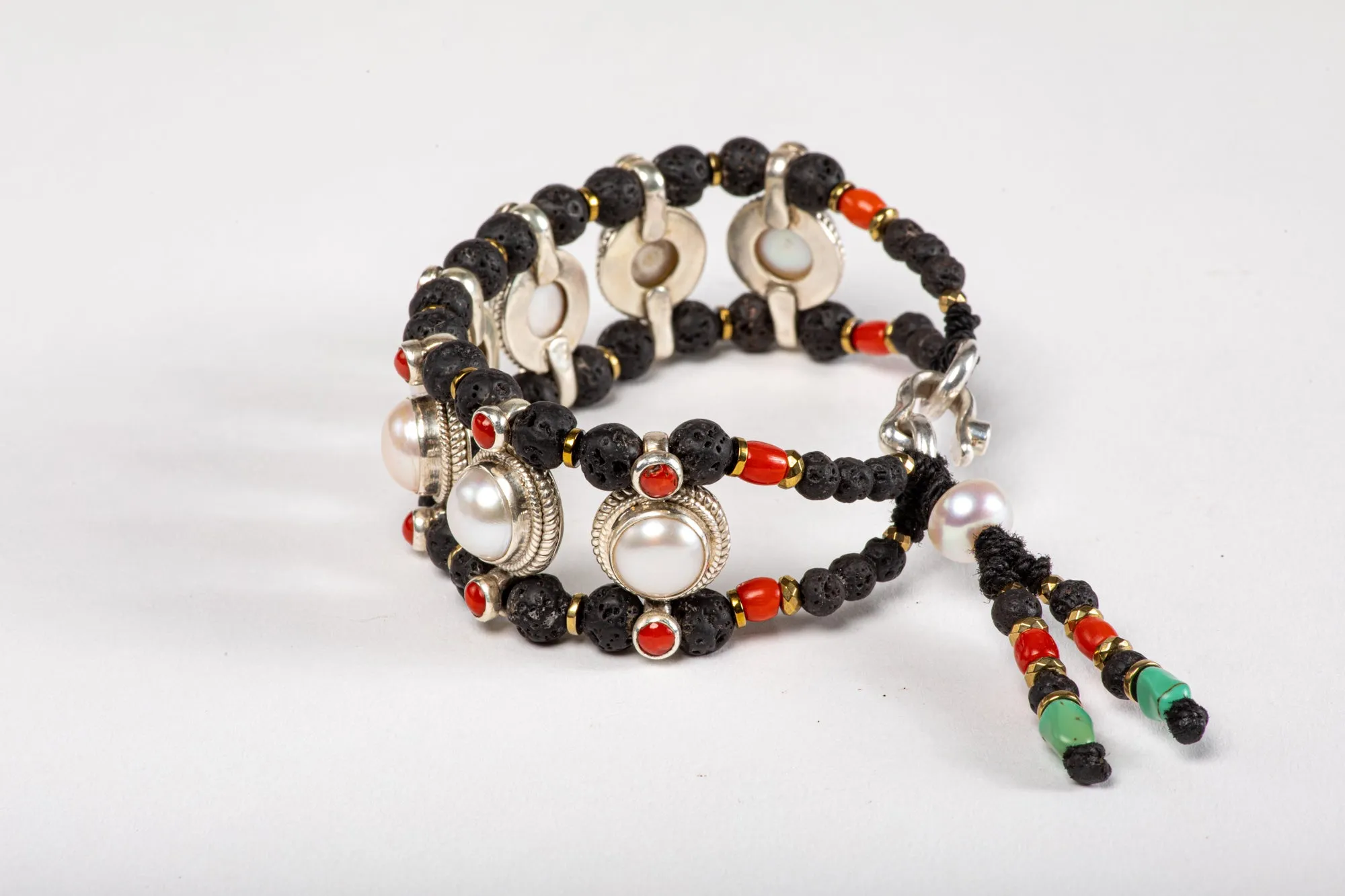 Pearl Setting Bracelet  with Lava