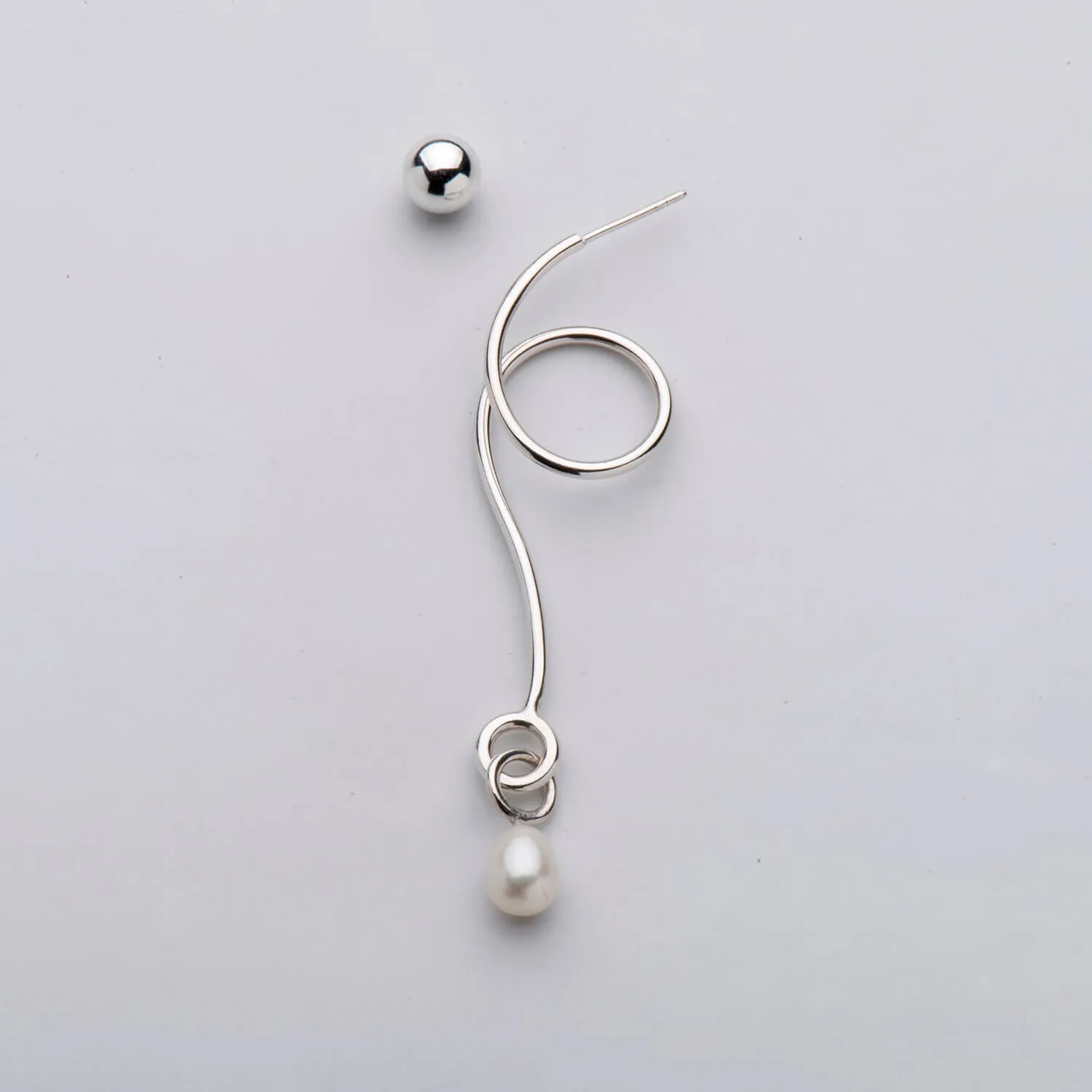 Pearl Wave Earring
