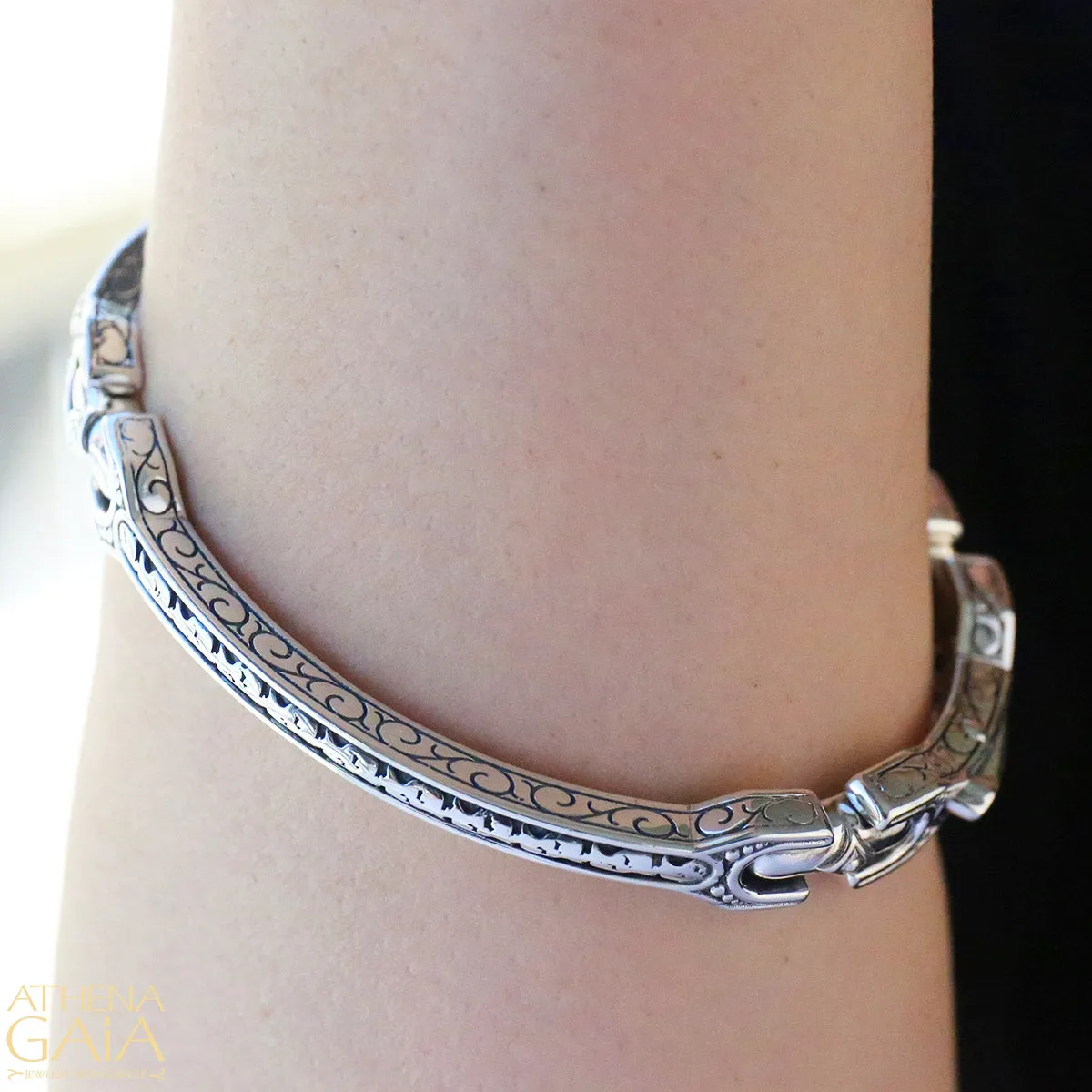 Pillgrip Segmented Thin Bangle Bracelet