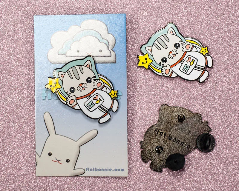 Polydactyl Space Cat enamel pin - Kawaii enamel pins - Cloisonné lapel pin