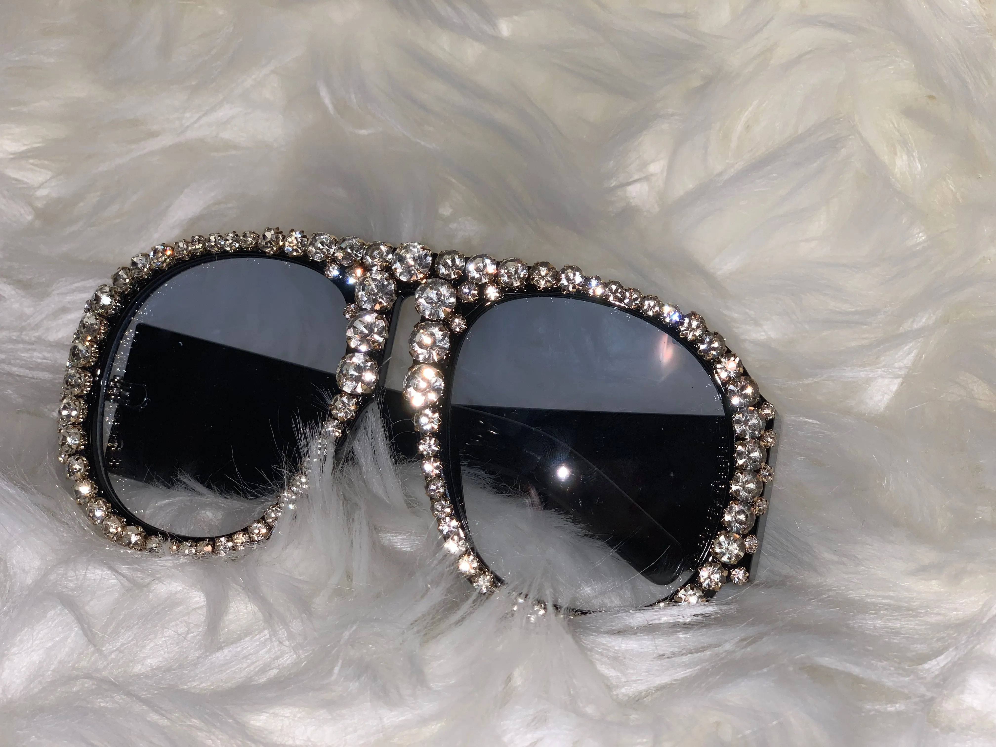 "VIP" Rounded Clear Shades