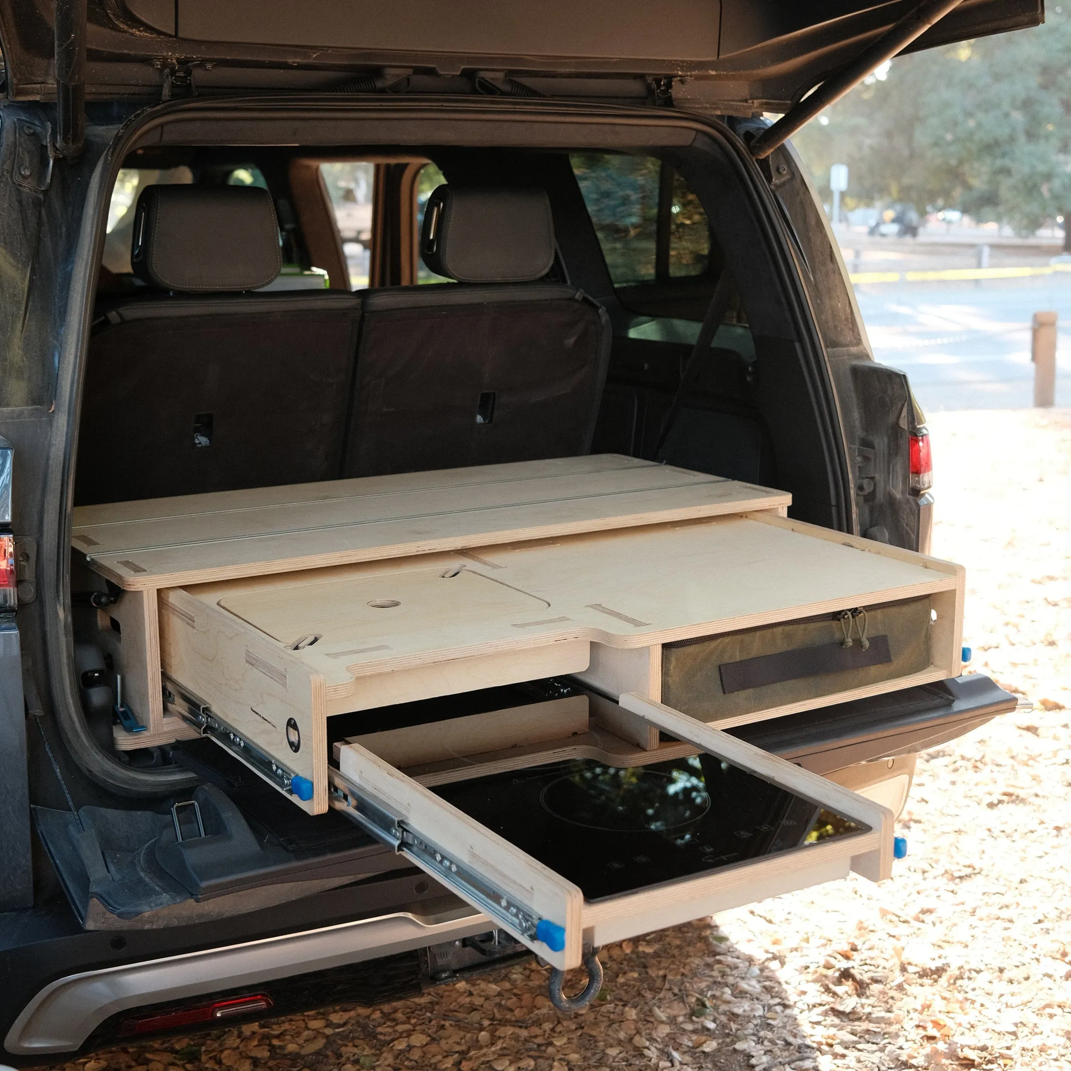 Rivian R1S - Adventure Kitchen