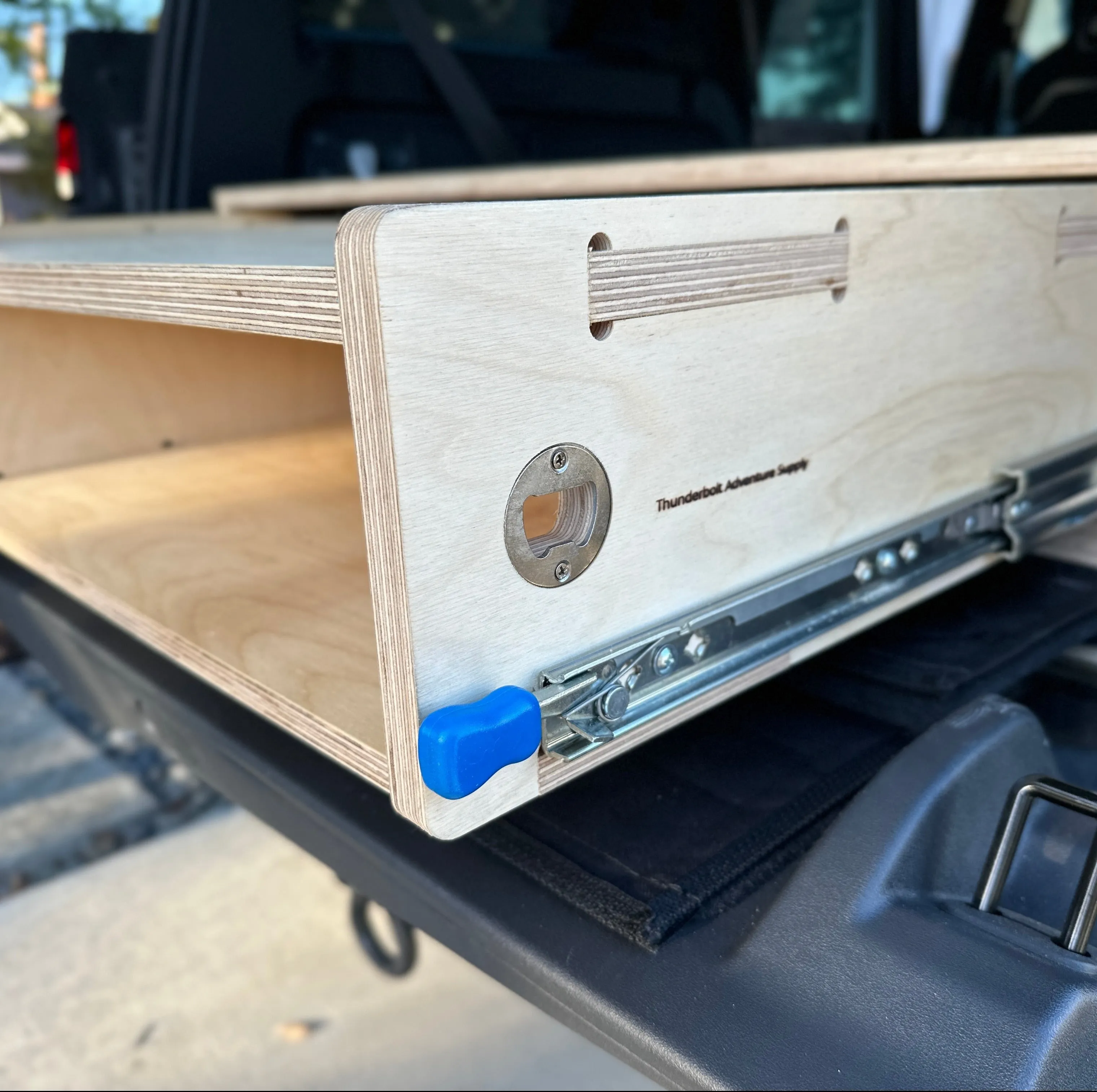 Rivian R1S - Adventure Kitchen