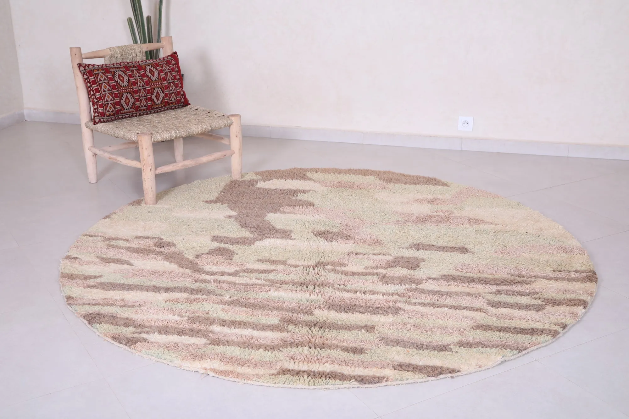 Round Moroccan rug - custom rounded handmade rug