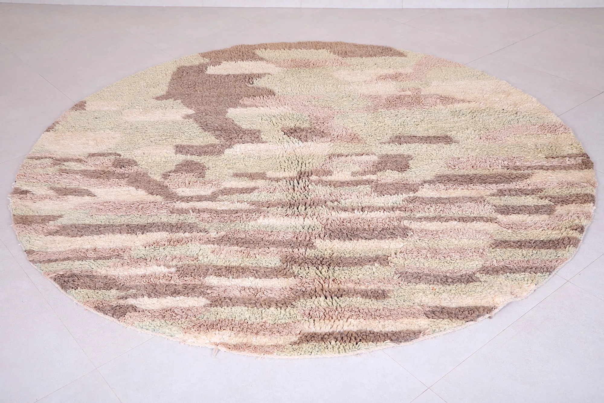 Round Moroccan rug - custom rounded handmade rug