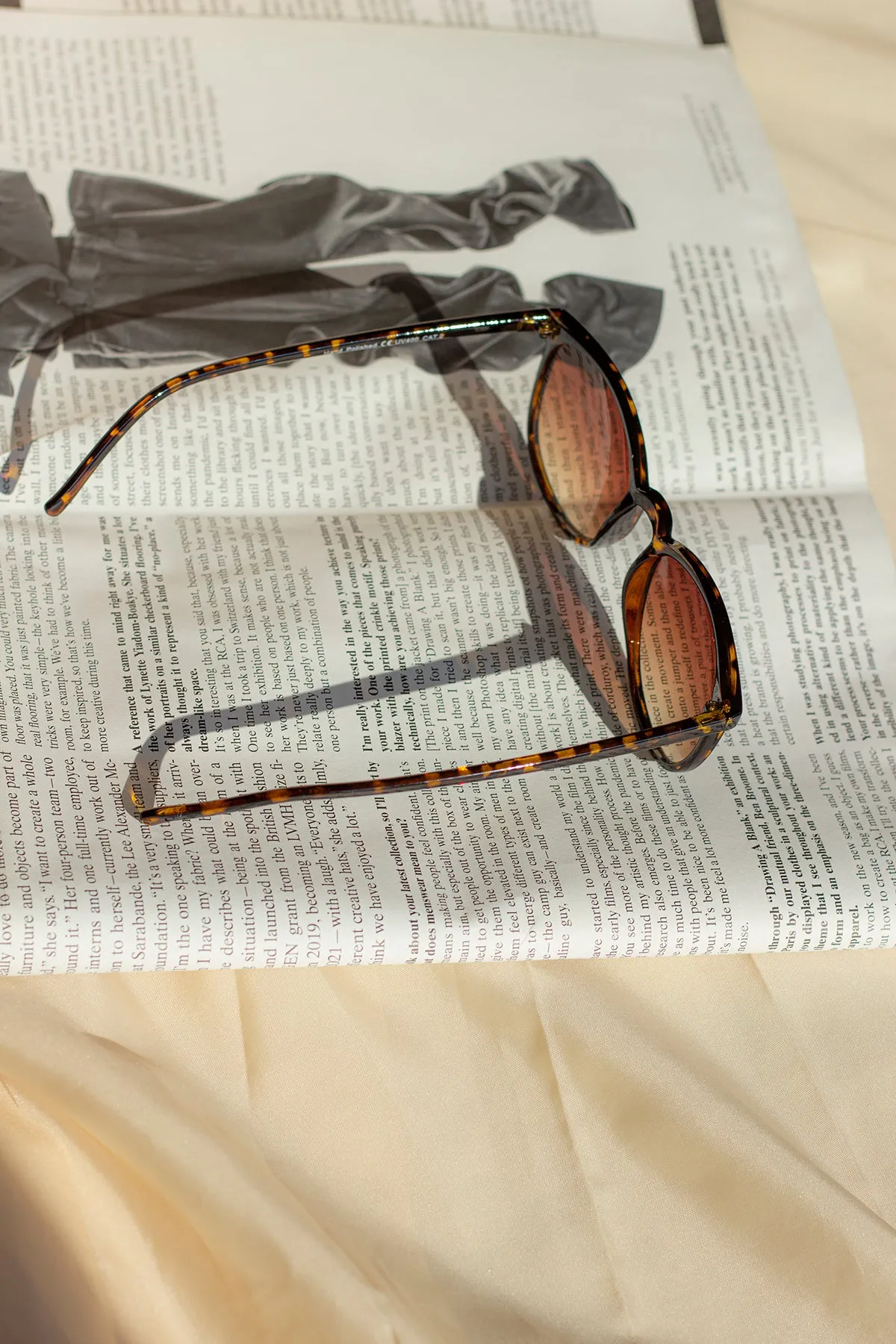 Rounded Full Classic Sunglasses