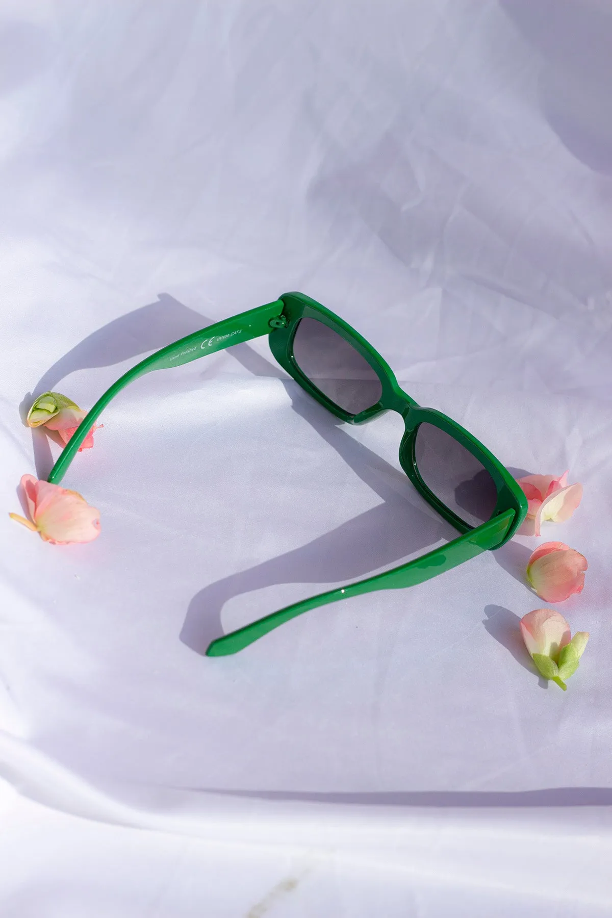 Rounded Rectangle 90s Look Sunglasses