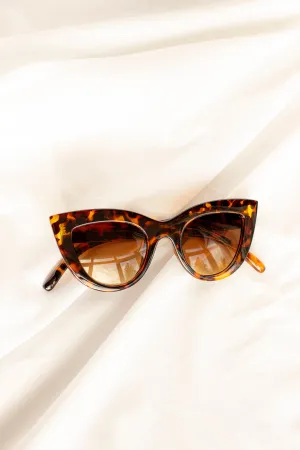 Rounded Super Cat Eye Sunglasses