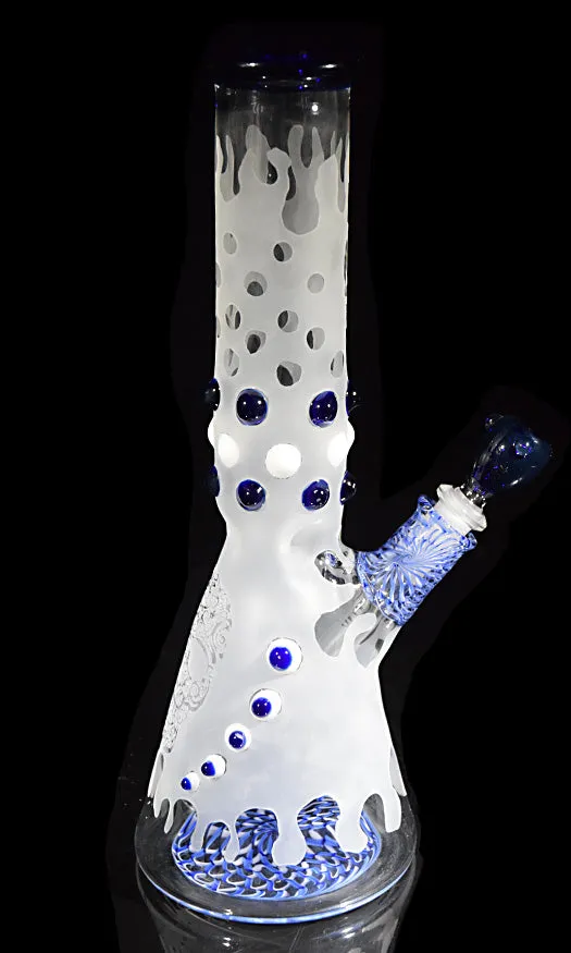 Sandblasted Skull Water Pipe by Phil Sundling & Flip Glass