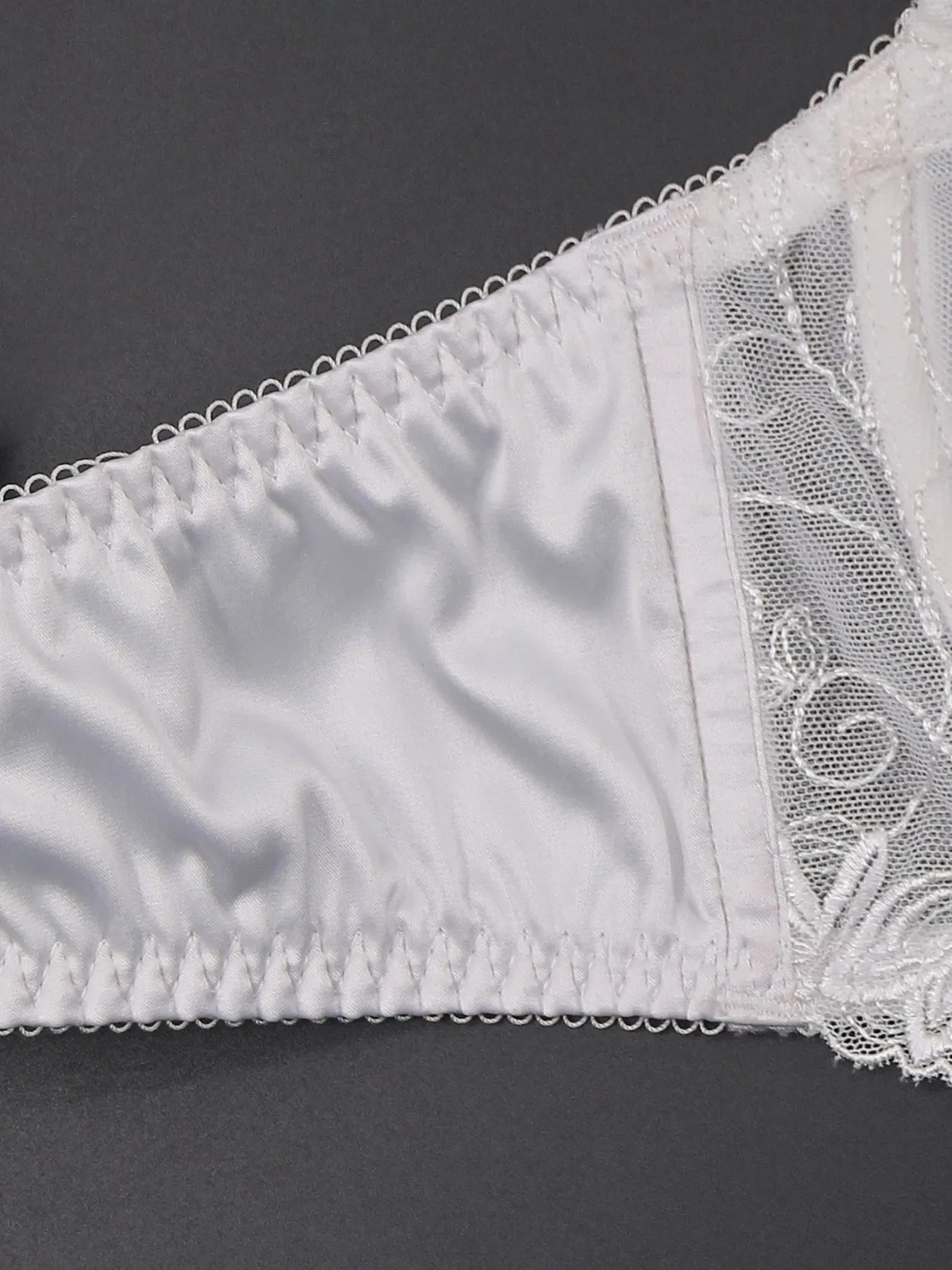 See Through Mesh Cups Non-pads Embroidered Underwire Bra White